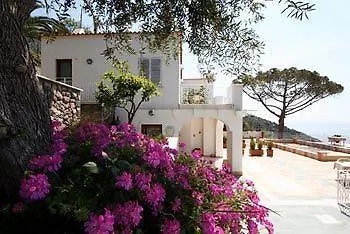 Relais Vittoria Hotel *